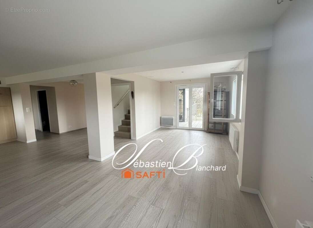 Photo 5 - Maison à VETRAZ-MONTHOUX