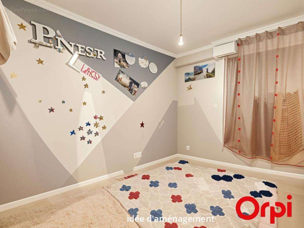 Appartement à MARSEILLE-4E
