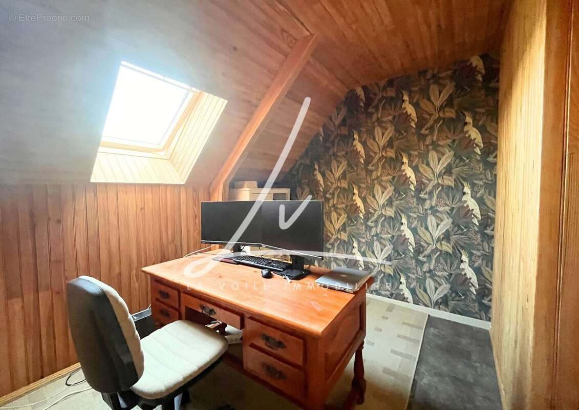 Maison 210 m² à Evrecy  - photo 8