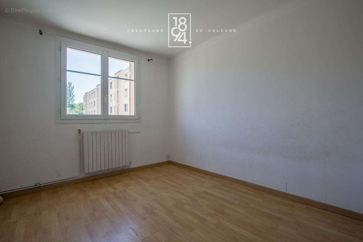 Appartement à MARSEILLE-14E