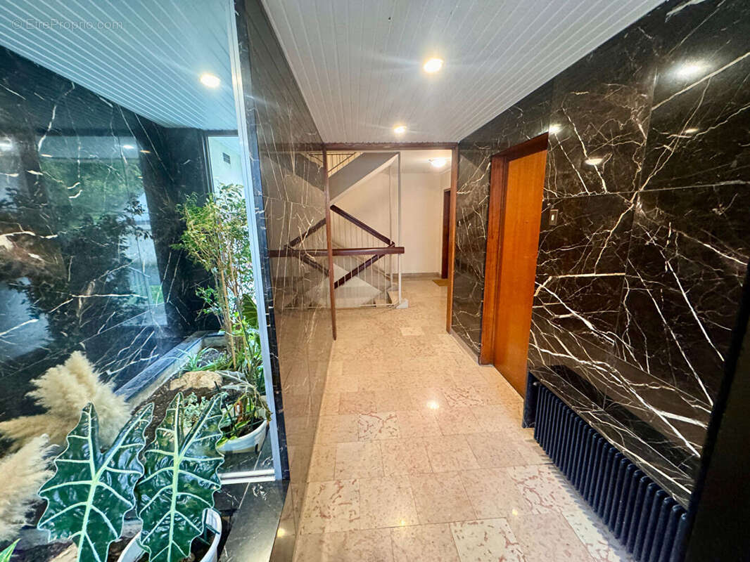 Appartement à FONTENAY-SOUS-BOIS