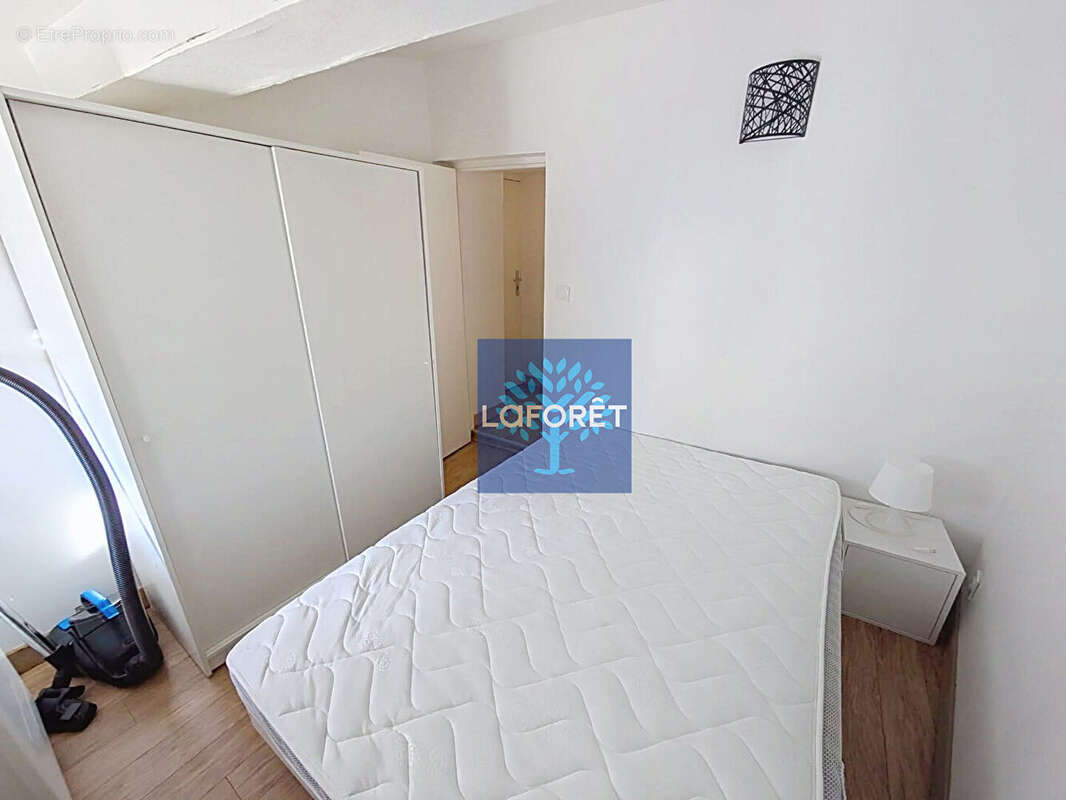 Appartement à SAINT-GENIS-LAVAL