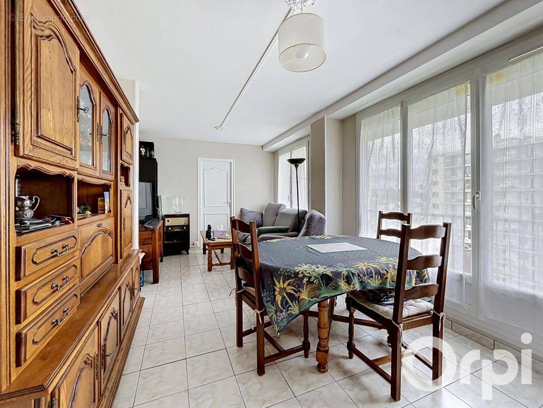 Appartement à LONGJUMEAU
