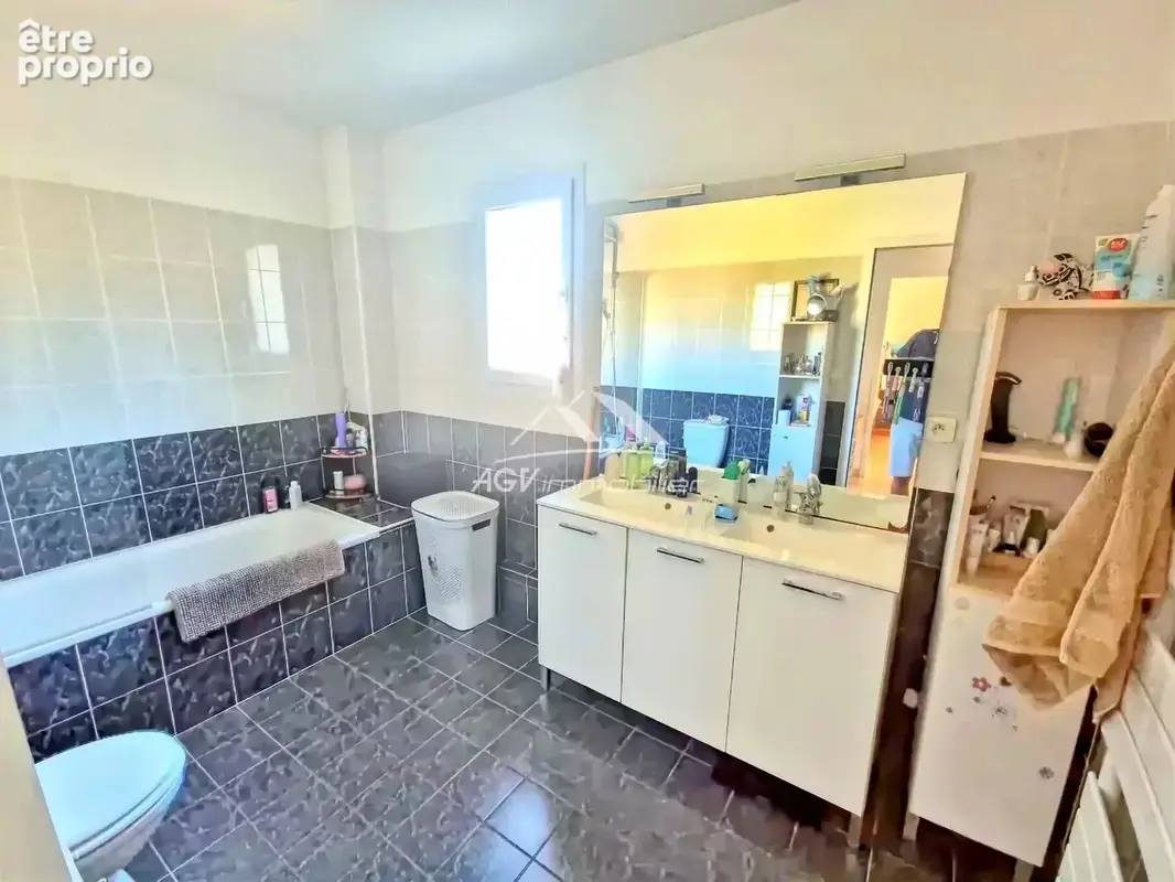 Brouzet les Alès , maison environ 110 m² habitable proche commodités et écoles - photo 9