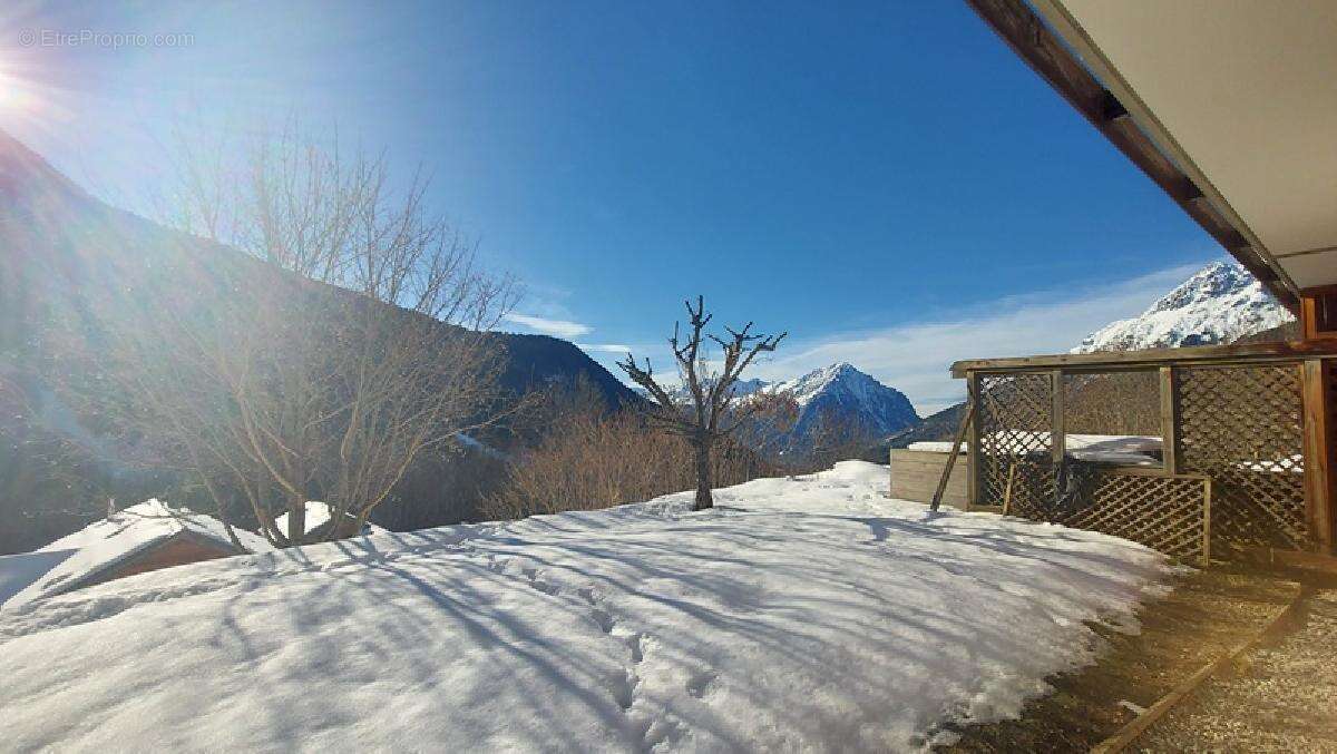 Appartement à VAUJANY
