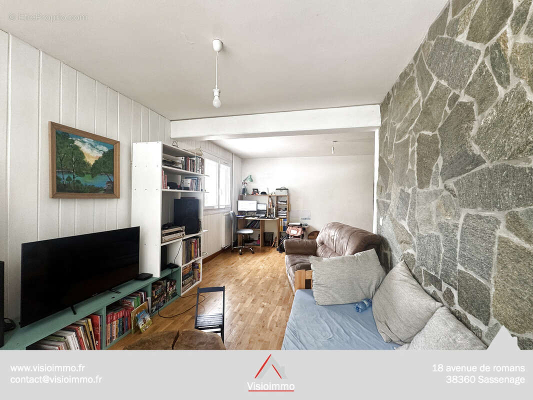 Appartement à SASSENAGE