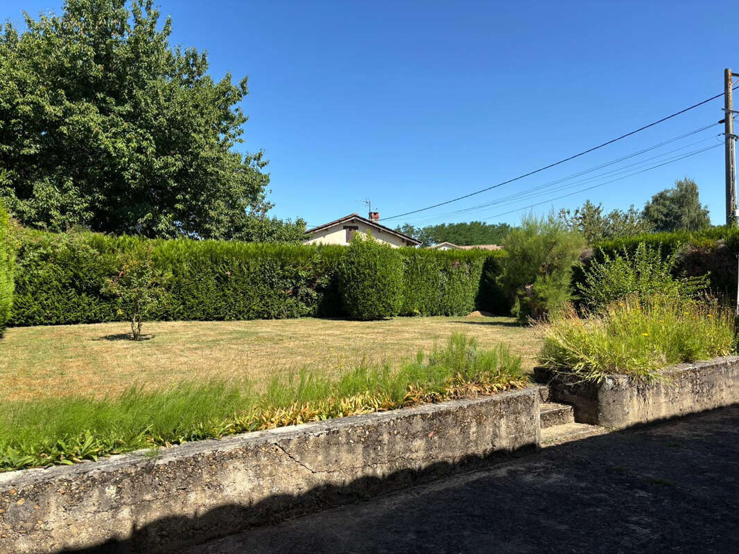 Maison à SAINT-JEAN-SUR-VEYLE