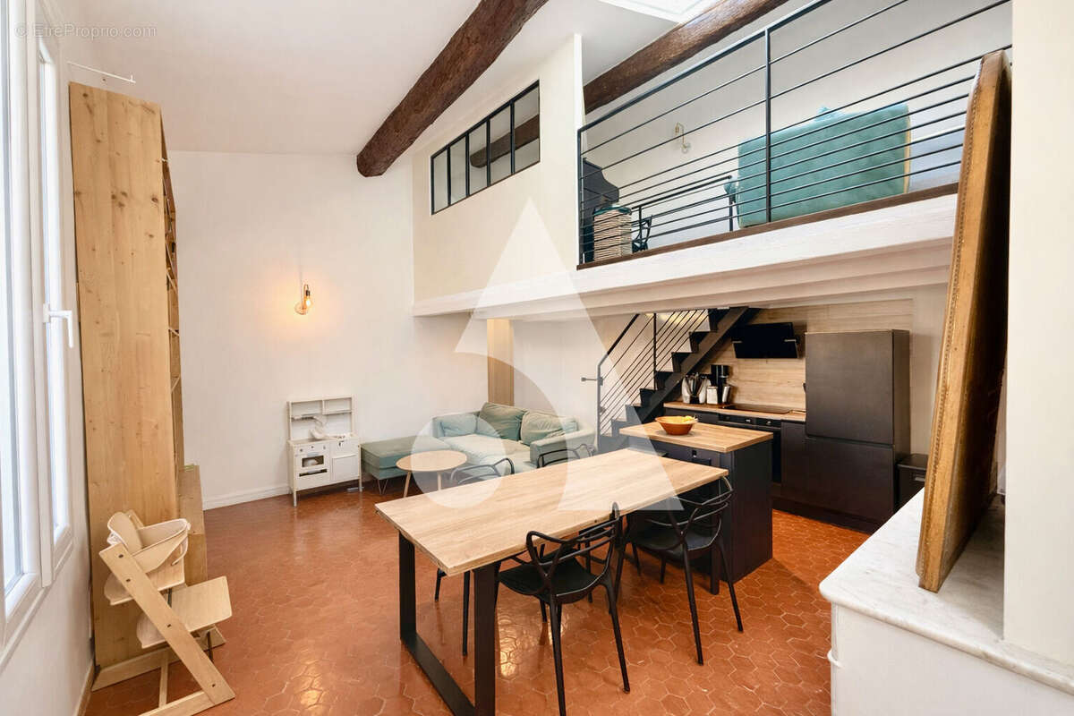 Appartement à AIX-EN-PROVENCE