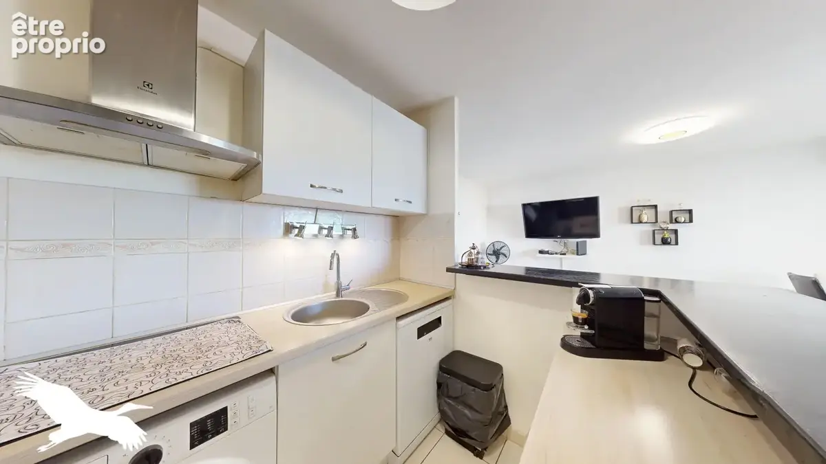 A vendre, Joss, Marseille 10ème, 3 pièces 62 m2 avec terrasse et vue dégagée au dernier étage, double-box. - photo 7