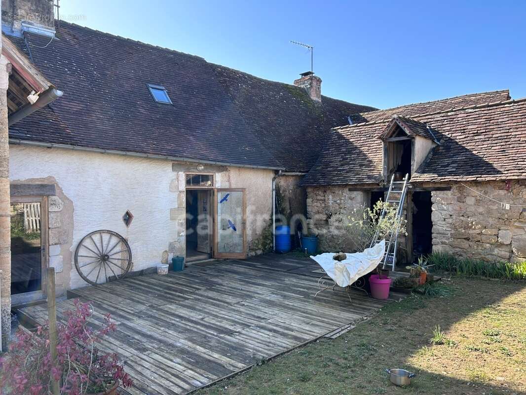 Maison à vendre 3 pièces HAUTEFORT (24) - photo 13