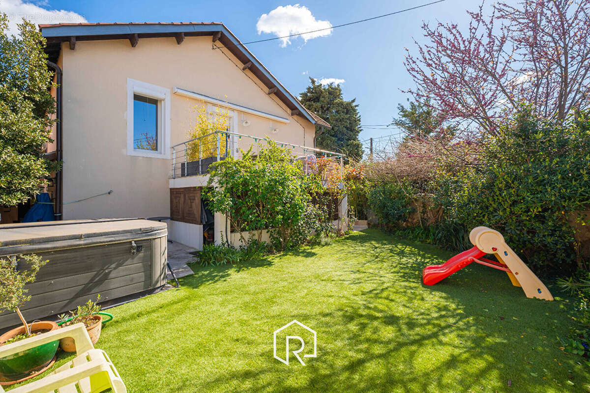 Maison à MARSEILLE-12E