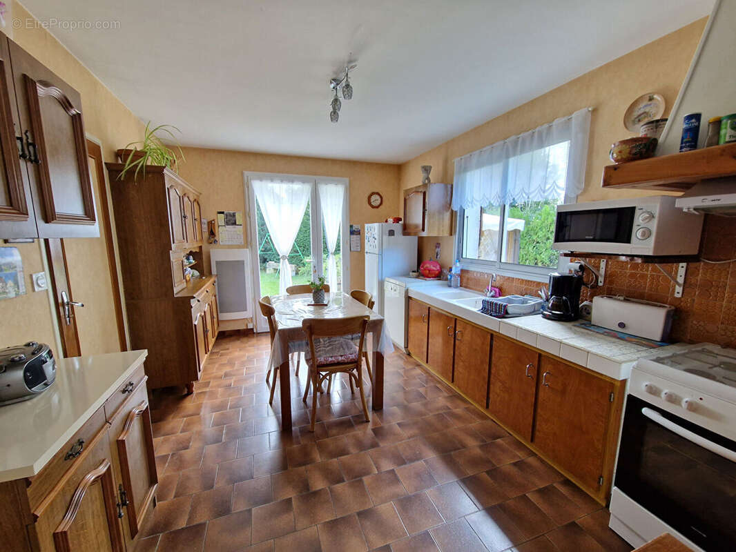 Maison à SAINT-VIVIEN