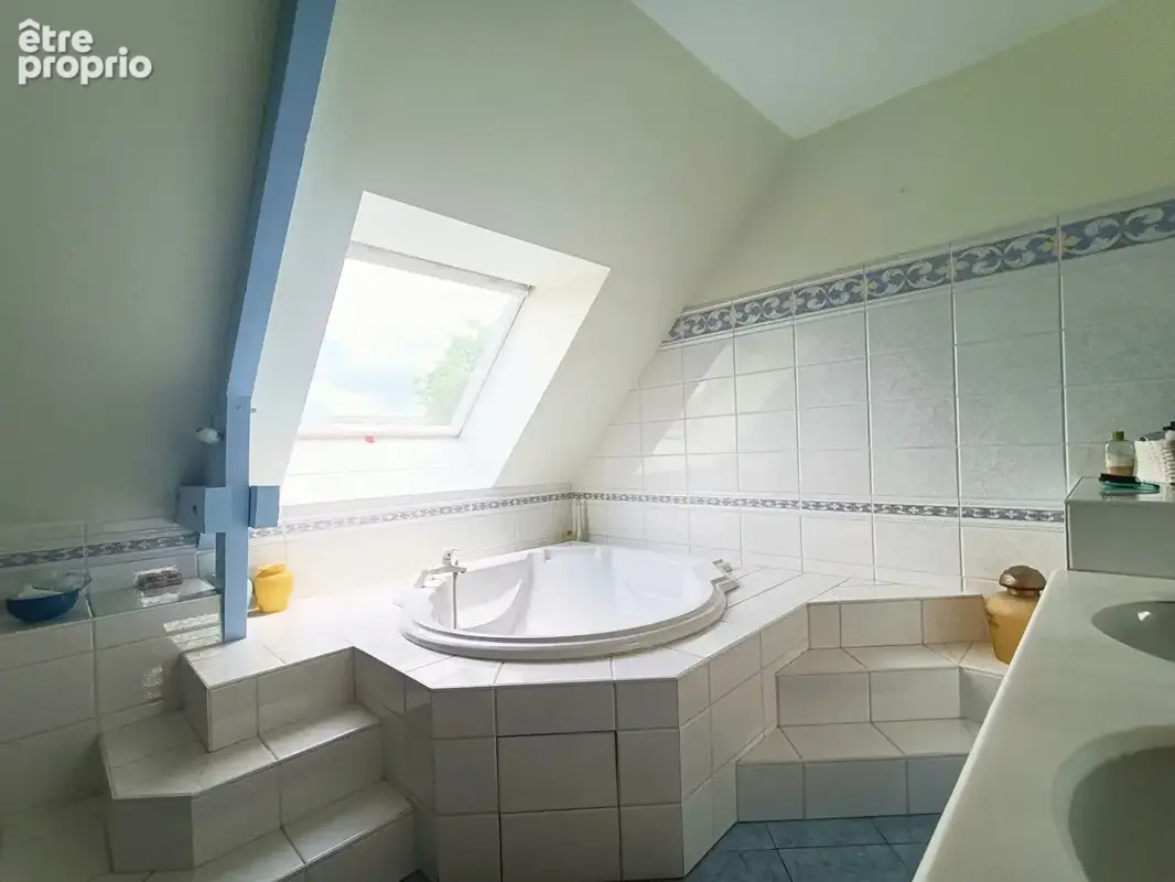 Maison La Chapelle Sur Erdre 7 pièce(s) 198.27m2 - photo 12