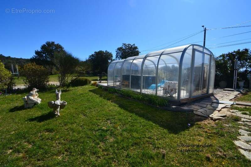 Maison à POURRIERES