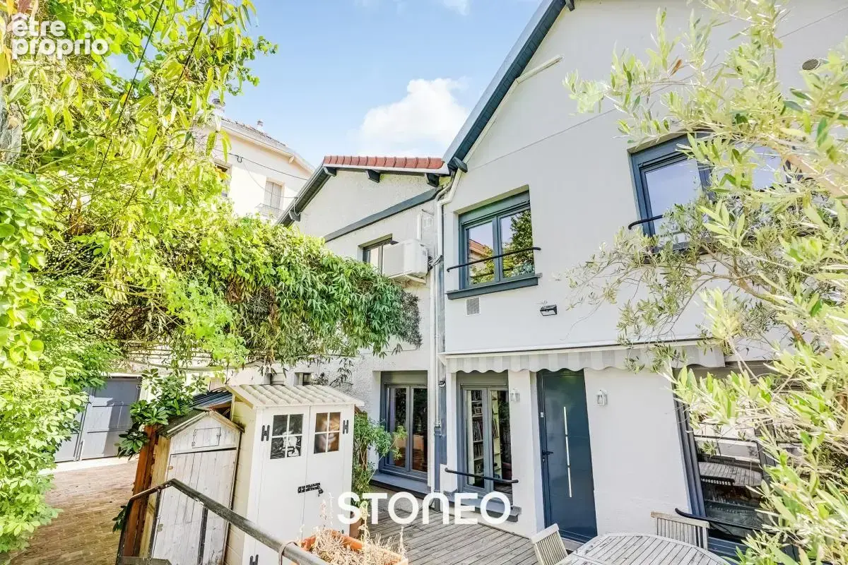 Photo Maison à Issy-Les-Moulineaux au prix de 1 098 000€