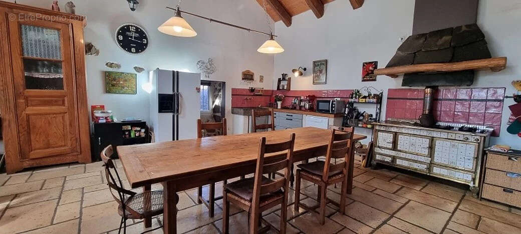 Maison à LE CHAMBON-SUR-LIGNON