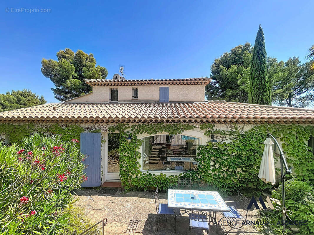 Maison à LA CADIERE-D'AZUR