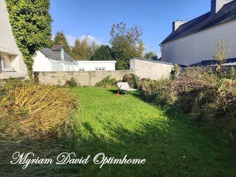 Maison à MUR-DE-BRETAGNE