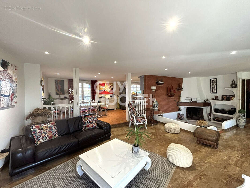 Maison à TOURNEFEUILLE