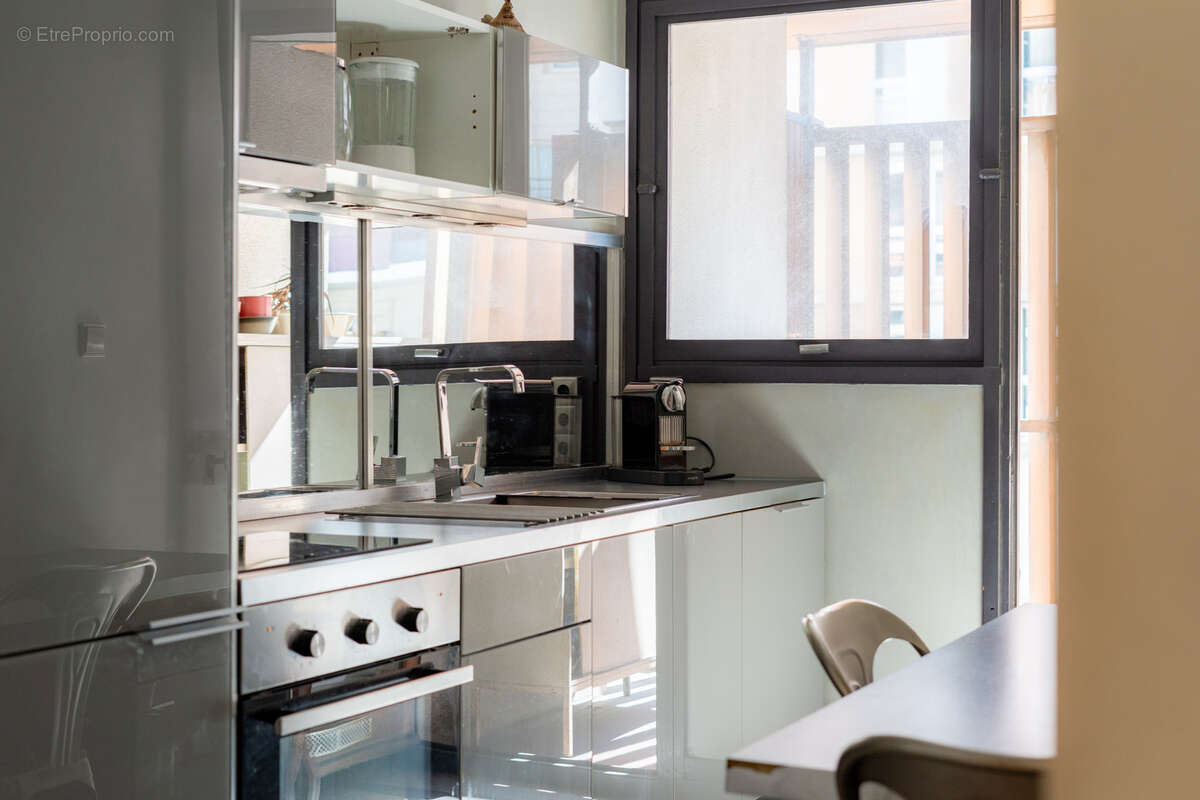 Appartement à MARSEILLE-2E