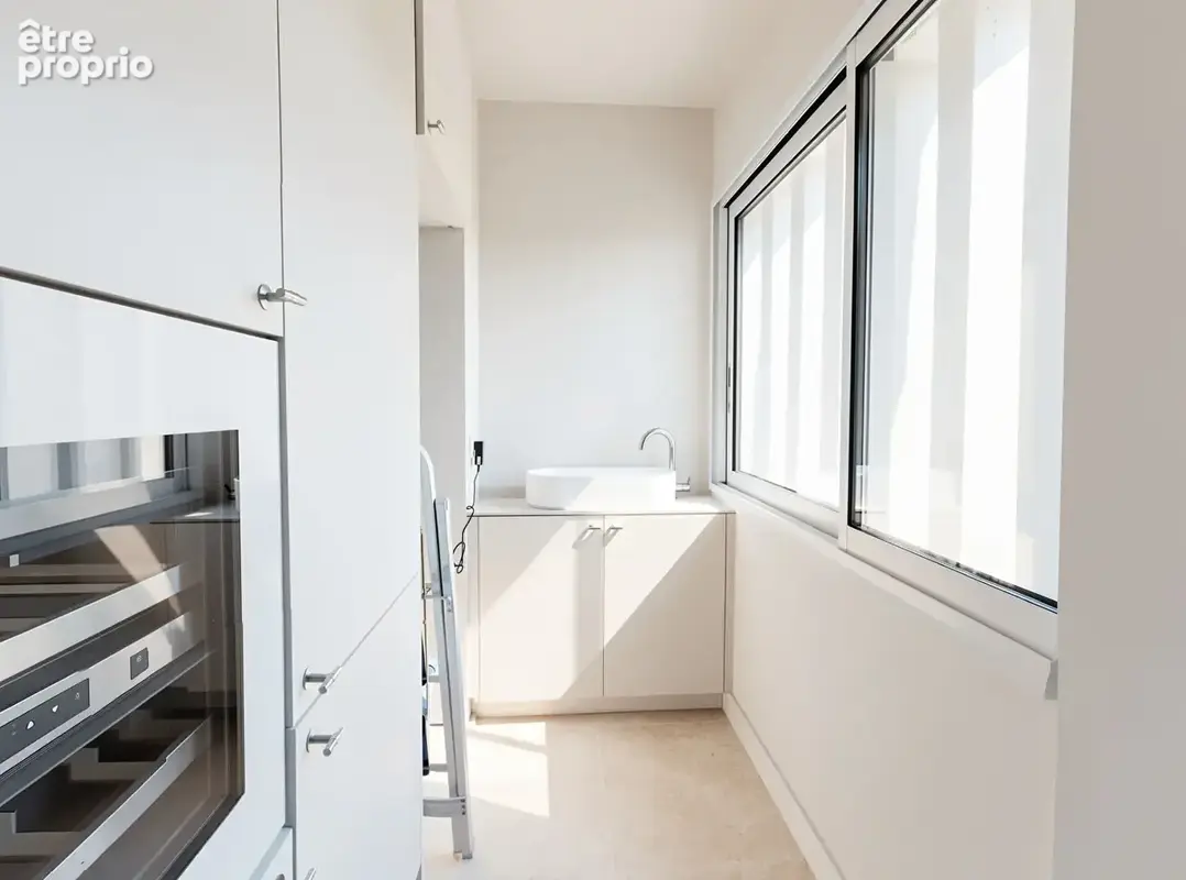 Location Aix proche centre LC Gestion vous propose un appartement de type 4/5 de 136m²  avec terrasse dans une résidence sécuris - photo 5