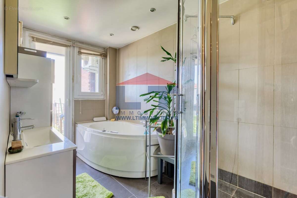 Appartement à MONTREUIL