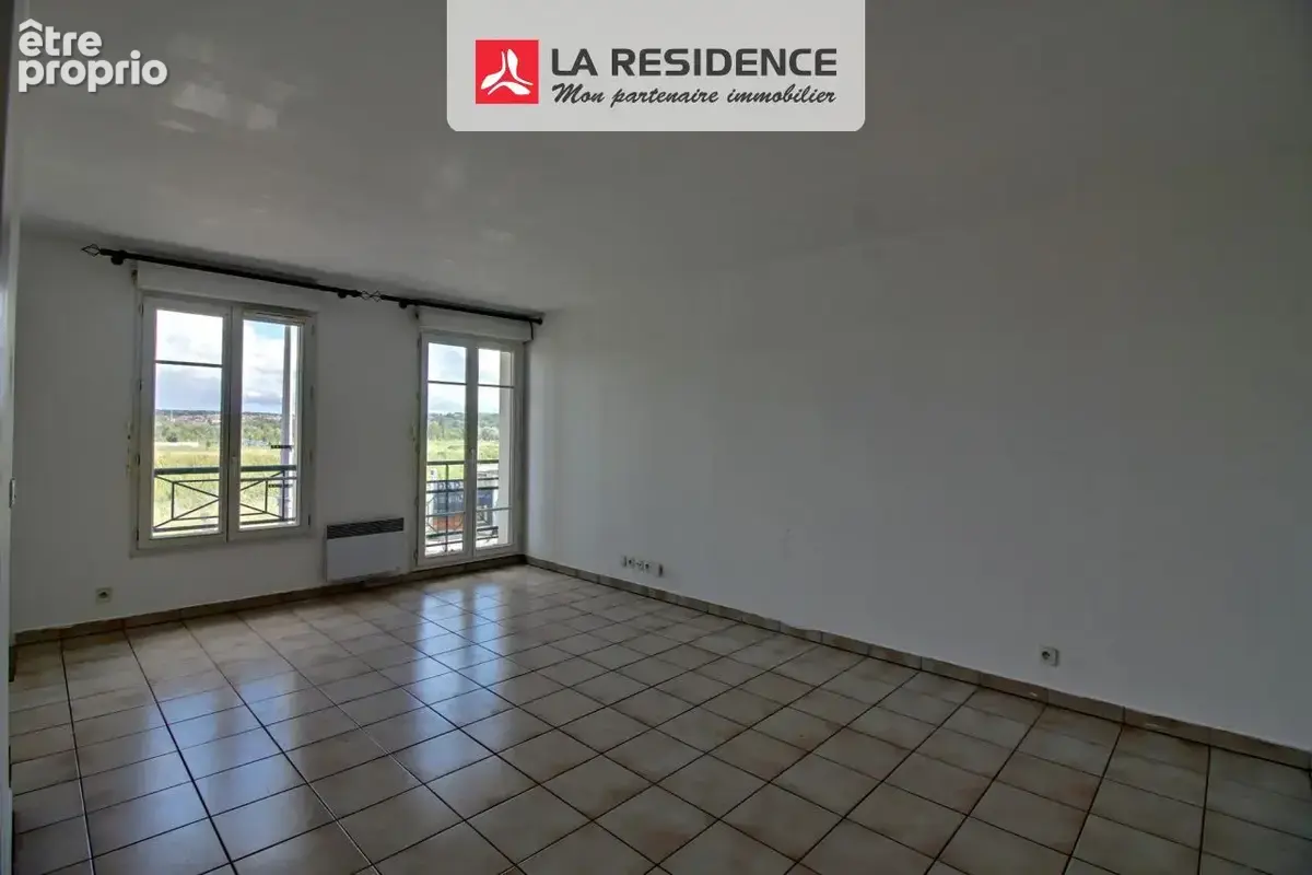 Appartement 2 pièces 46 m² à vendre à Carrieres-Sous-Poissy (78955) - photo 2
