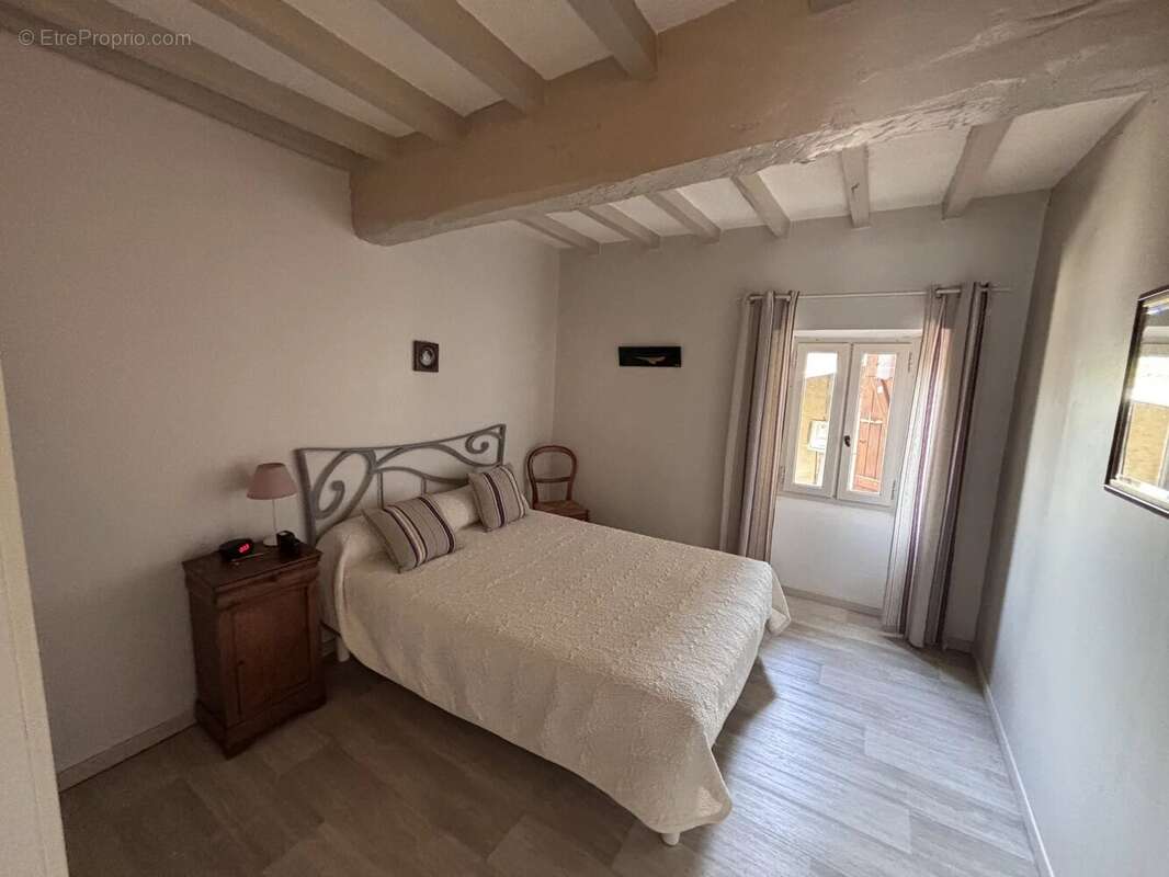 Maison à SAINT-AMADOU