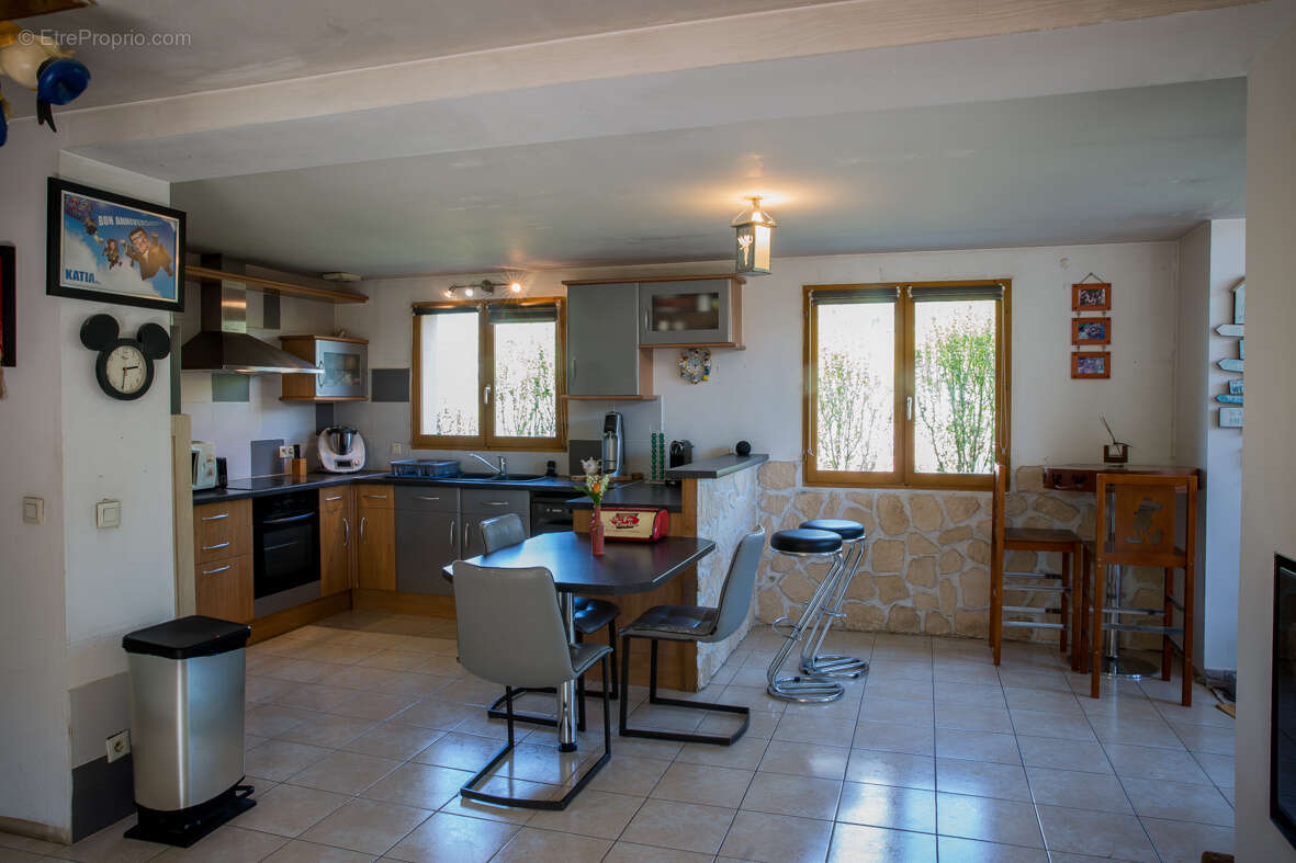 Maison à BONNEVILLE