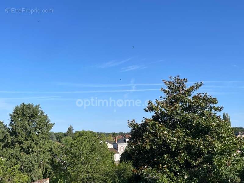 Maison à CHATEAUPONSAC