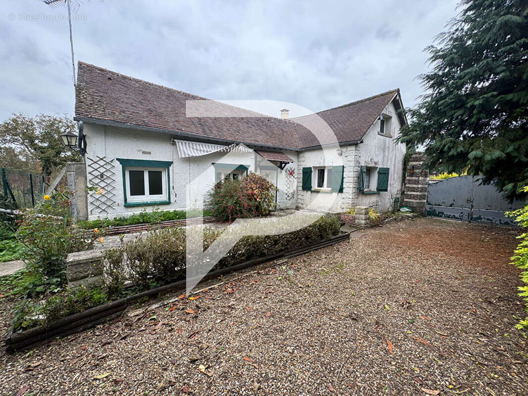 Maison à EZY-SUR-EURE