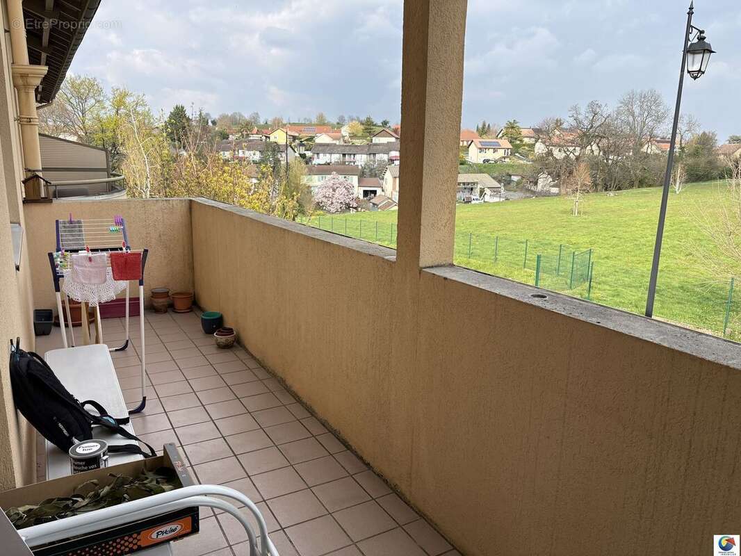 Appartement à SAINT-CHEF