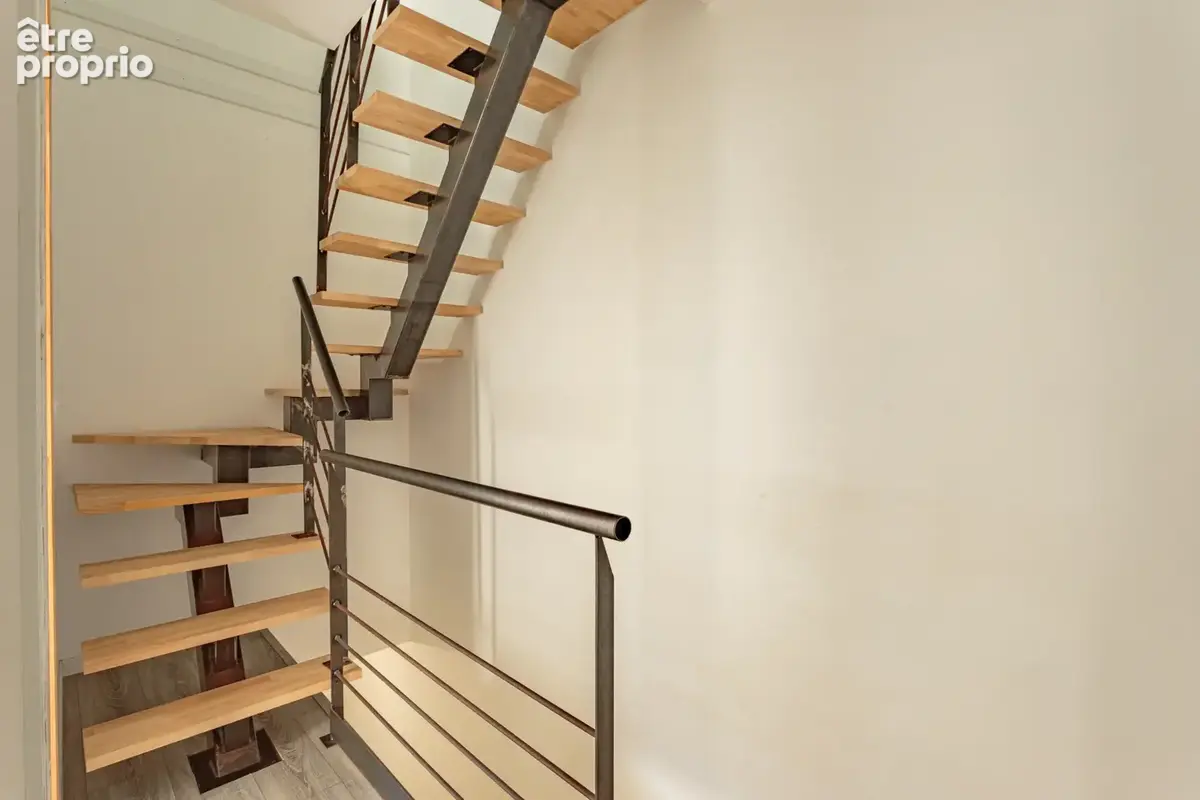 Logement rénové avec 3 chambres + terrasse - photo 8
