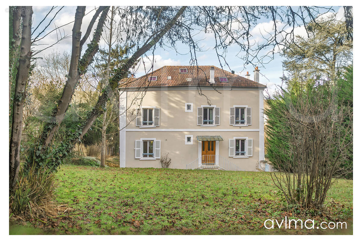 Maison à MARLY-LE-ROI