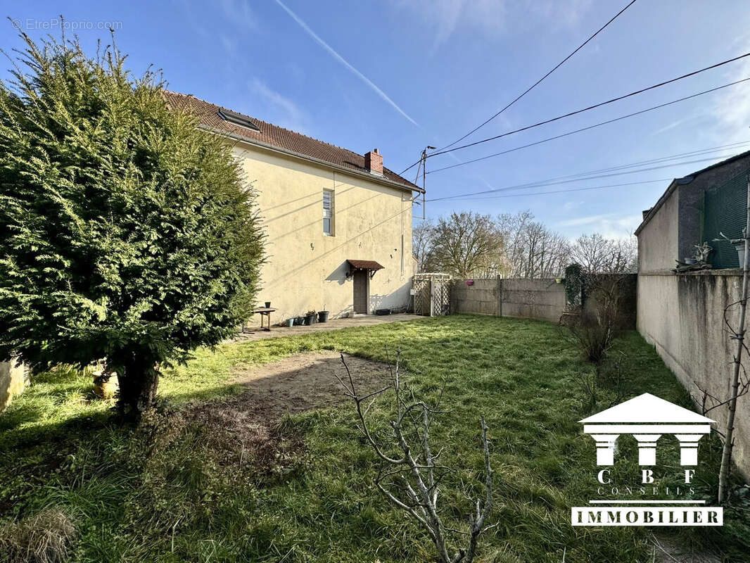 Maison à LE CREUSOT