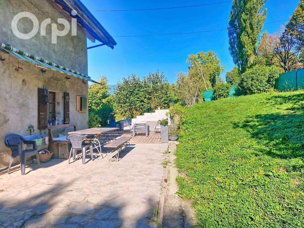 Maison à SAINT-GERMAIN-SUR-RHONE