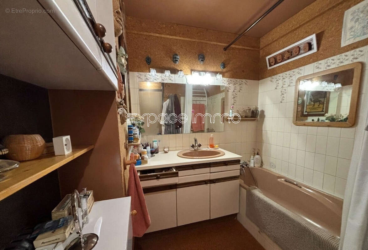 Appartement à DEVILLE-LES-ROUEN