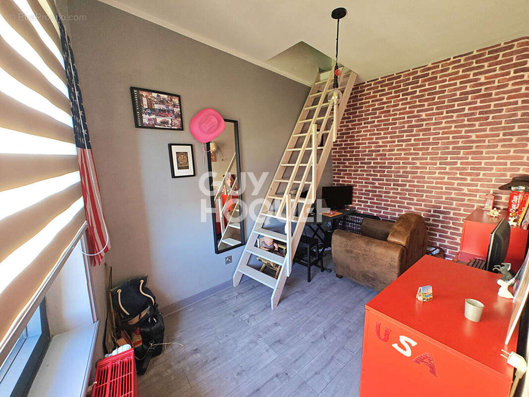 Maison de 113m² à Saint-Genis-l'Argentière - photo 5