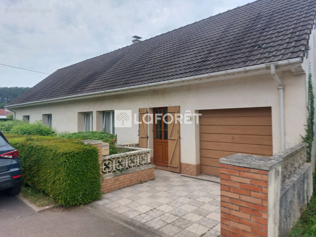 Maison à COUPELLE-NEUVE