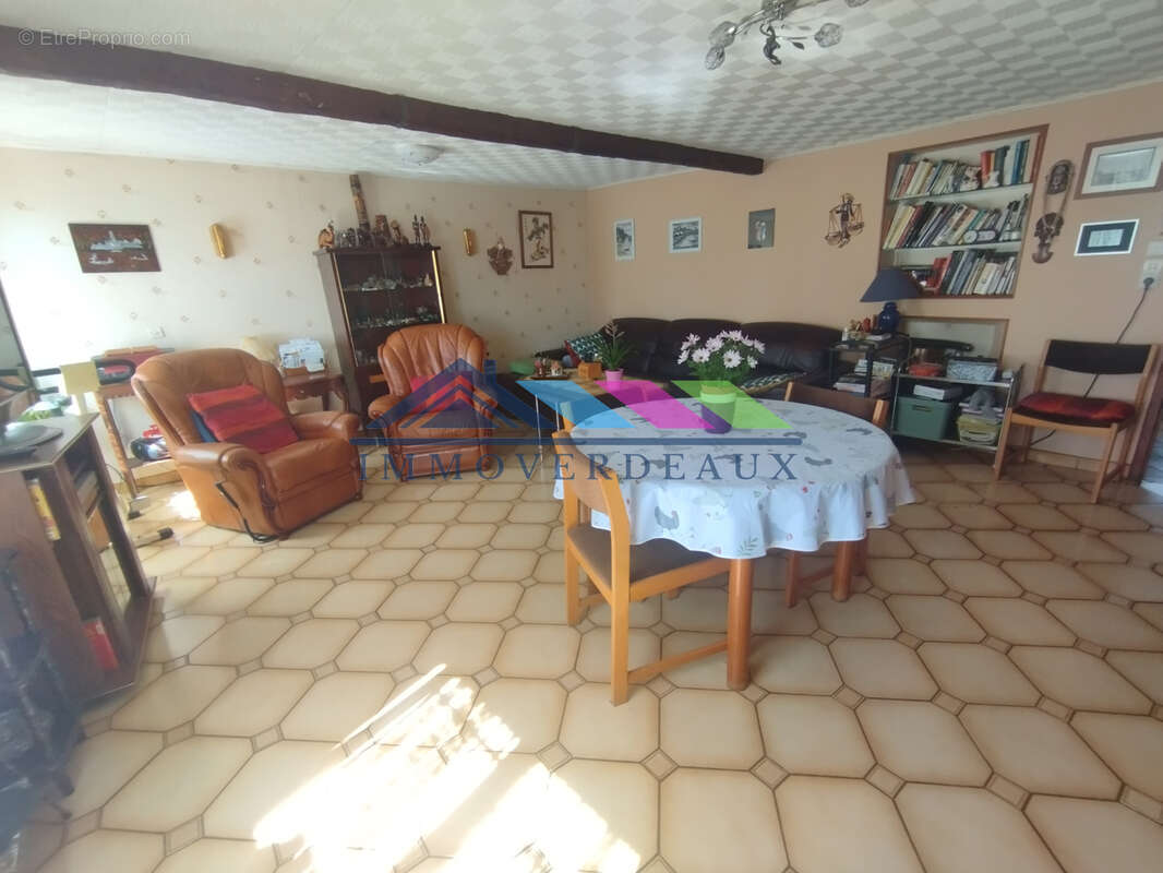 Maison à BARBAS