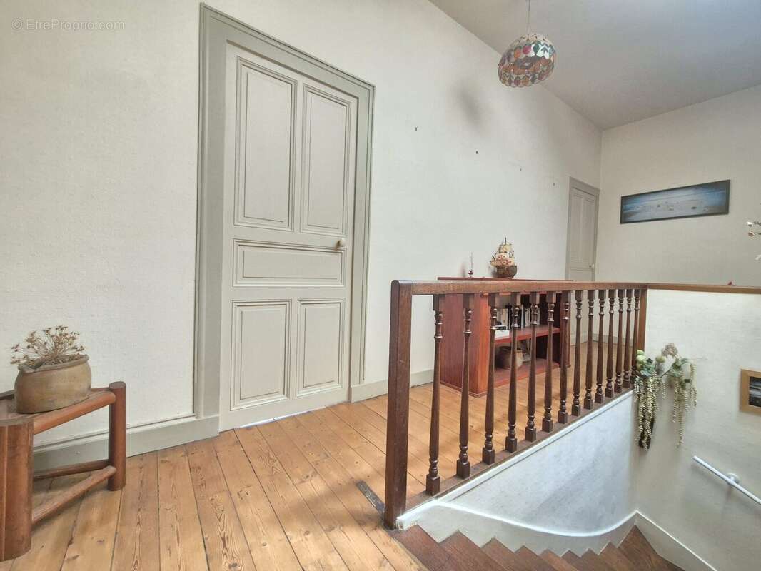 Maison 246 m² à Cande  - photo 9