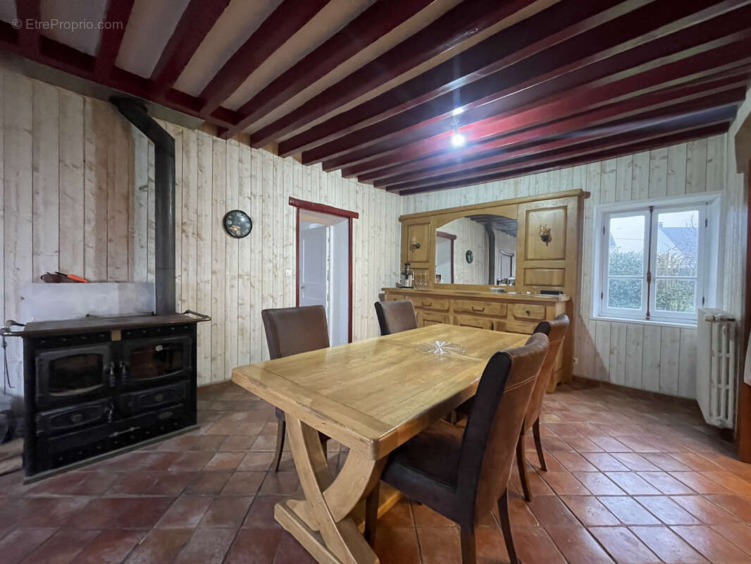 Maison à ULLY-SAINT-GEORGES