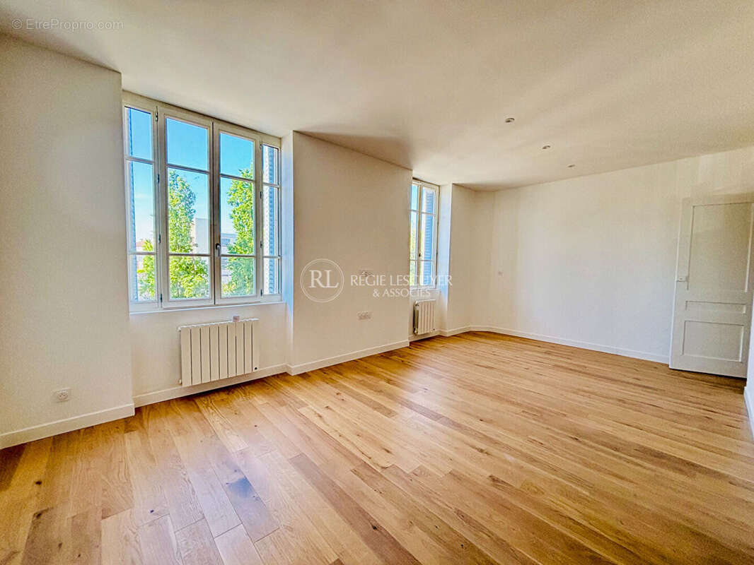 Appartement à LYON-7E