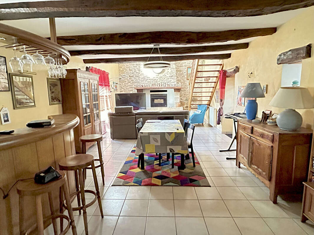 Longère LA FEUILLEE 6 pièce(s) 118 m² - photo 8