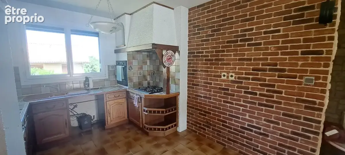 Villa avec piscine sur 1200 m2 de terrain - photo 7