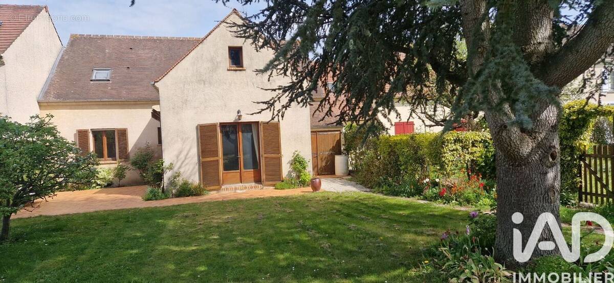 Photo 1 - Maison à MARINES