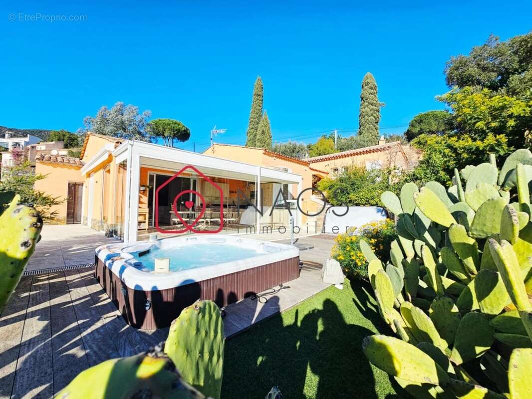 Maison à CAVALAIRE-SUR-MER