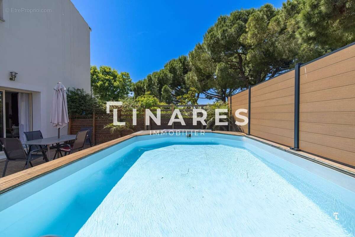 Maison à MARSEILLE-8E
