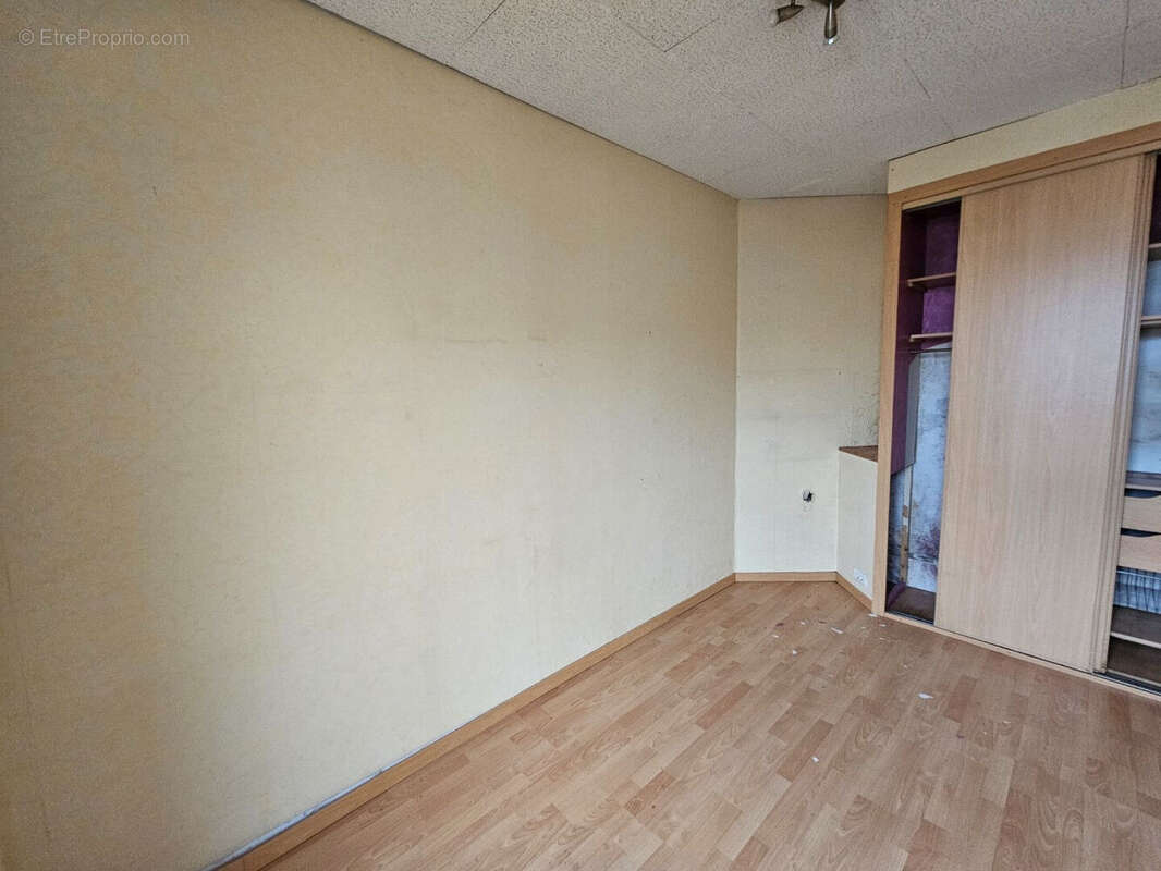 Maison à SAINT-MAUR-DES-FOSSES