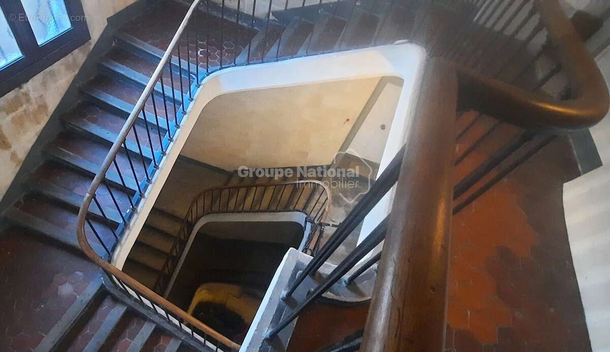 AVIGNON IM, appartement P5, dernier étage. - photo 11